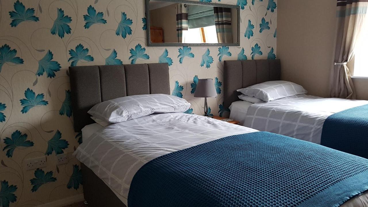 Inverour Guest House 스핀브리지 외부 사진