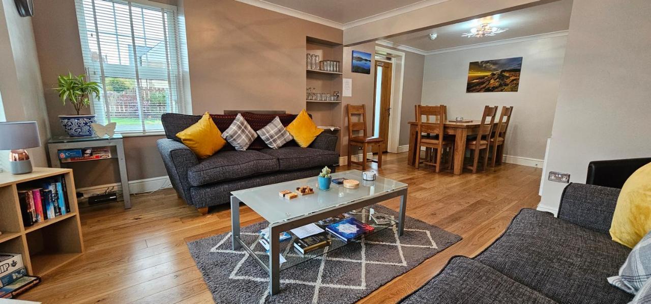 Inverour Guest House 스핀브리지 외부 사진