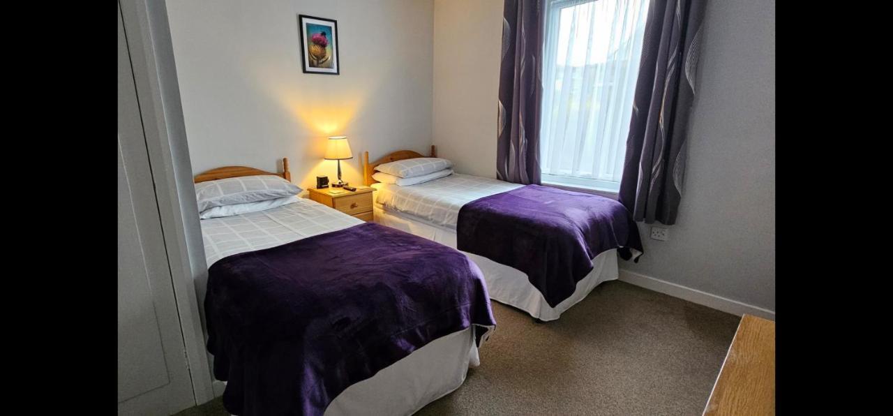 Inverour Guest House 스핀브리지 외부 사진